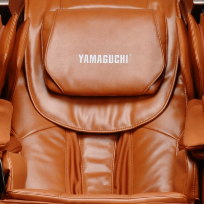 Кресло для массажа YAMAGUCHI Axiom Chrome Limited 